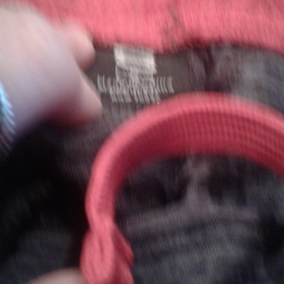 Shorts - Picture 2 of 3